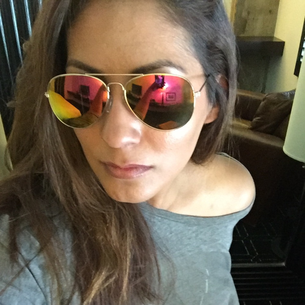 Meet your Posher, Christie